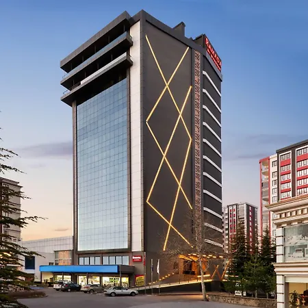 Ramada By Wyndham نيغدة