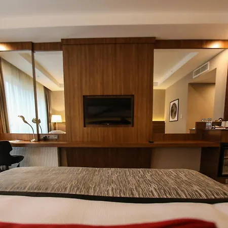 Ramada By Wyndham Hotel