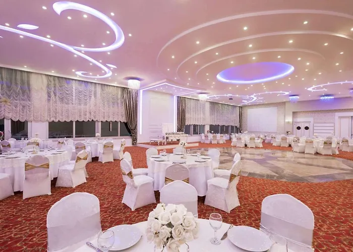 Ramada By Wyndham 4*