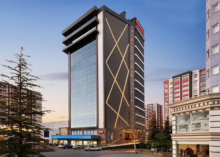 Ramada By Wyndham 尼代