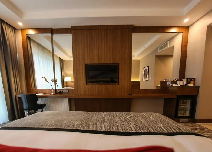 Ramada By Wyndham Hotel