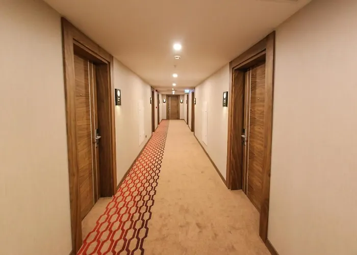 Ramada By Wyndham Hotel 4*